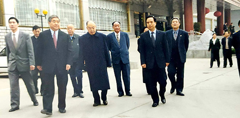 2000年