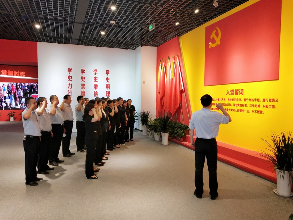 2宣誓.jpg 2宣誓